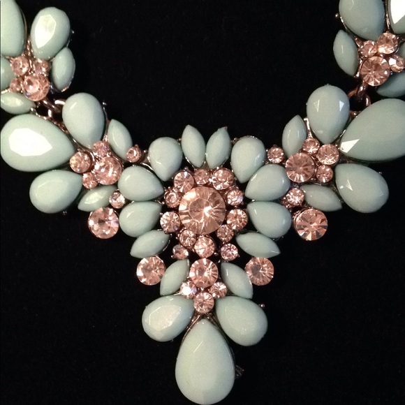 🐱Turquoise Blue rhinestone necklace - Picture 4 of 4